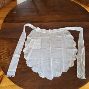 Elegant vintage apron 30s 40s 50s,  lace trim, sheer white